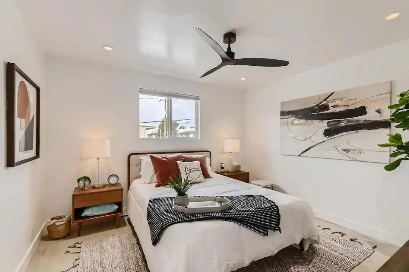 Luxury Condo In Old Town Scottsdale Wpool